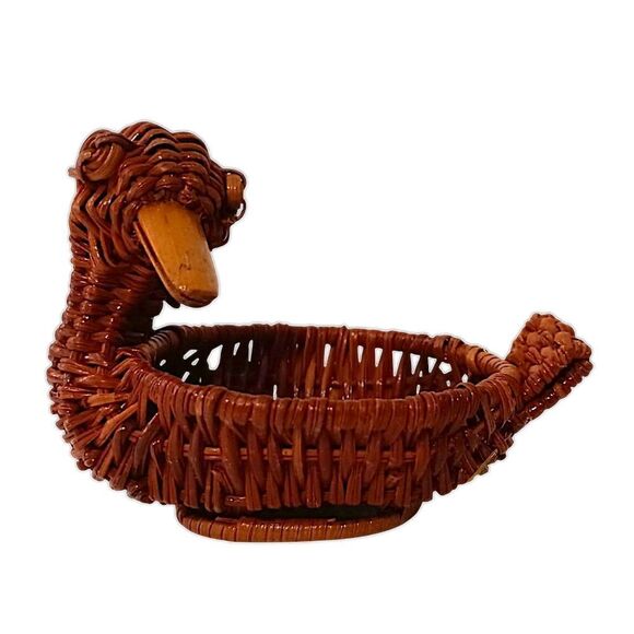 MINI Duck Shaped Wicker Basket Woven Rattan Vintage MCM Brown Wooden Beak Boho. - Picture 10 of 16